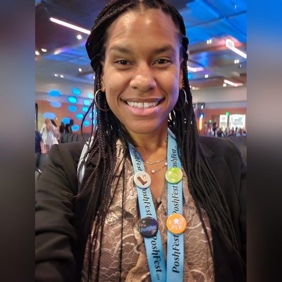 PrettyThriftyL is LIVE!!- Like Flyer For Notification - Picture 11 of 11